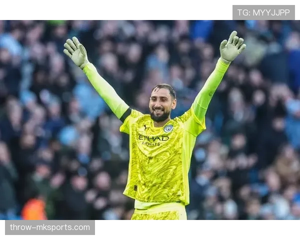 多纳鲁马神勇扑救助意大利队重拾胜利信心