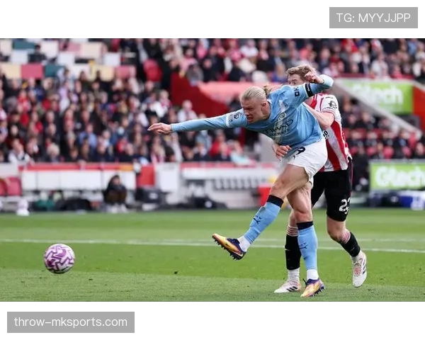 曼城掌控节奏尽显战术大师风范，比赛表现引人瞩目